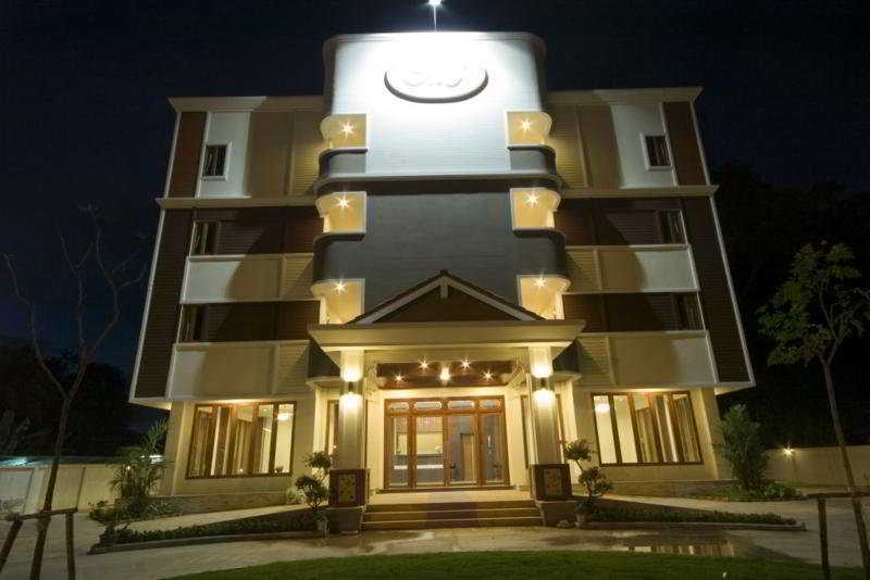 Mei Zhou Phuket Hotel Buitenkant foto