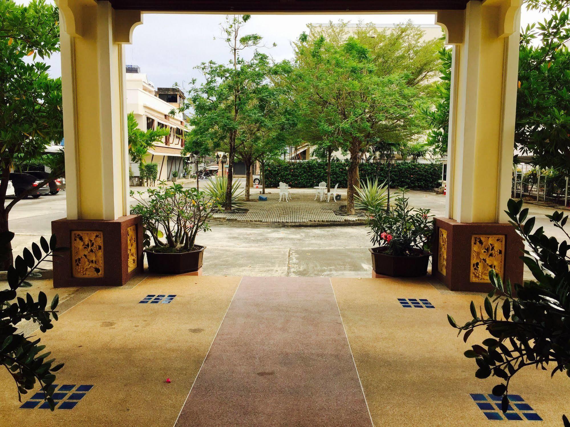 Mei Zhou Phuket Hotel Buitenkant foto