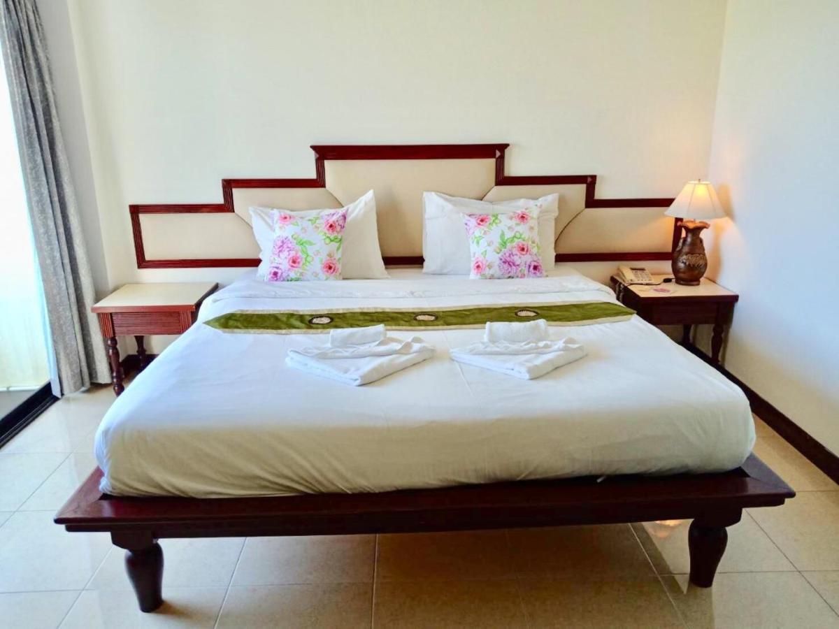 Mei Zhou Phuket Hotel Buitenkant foto