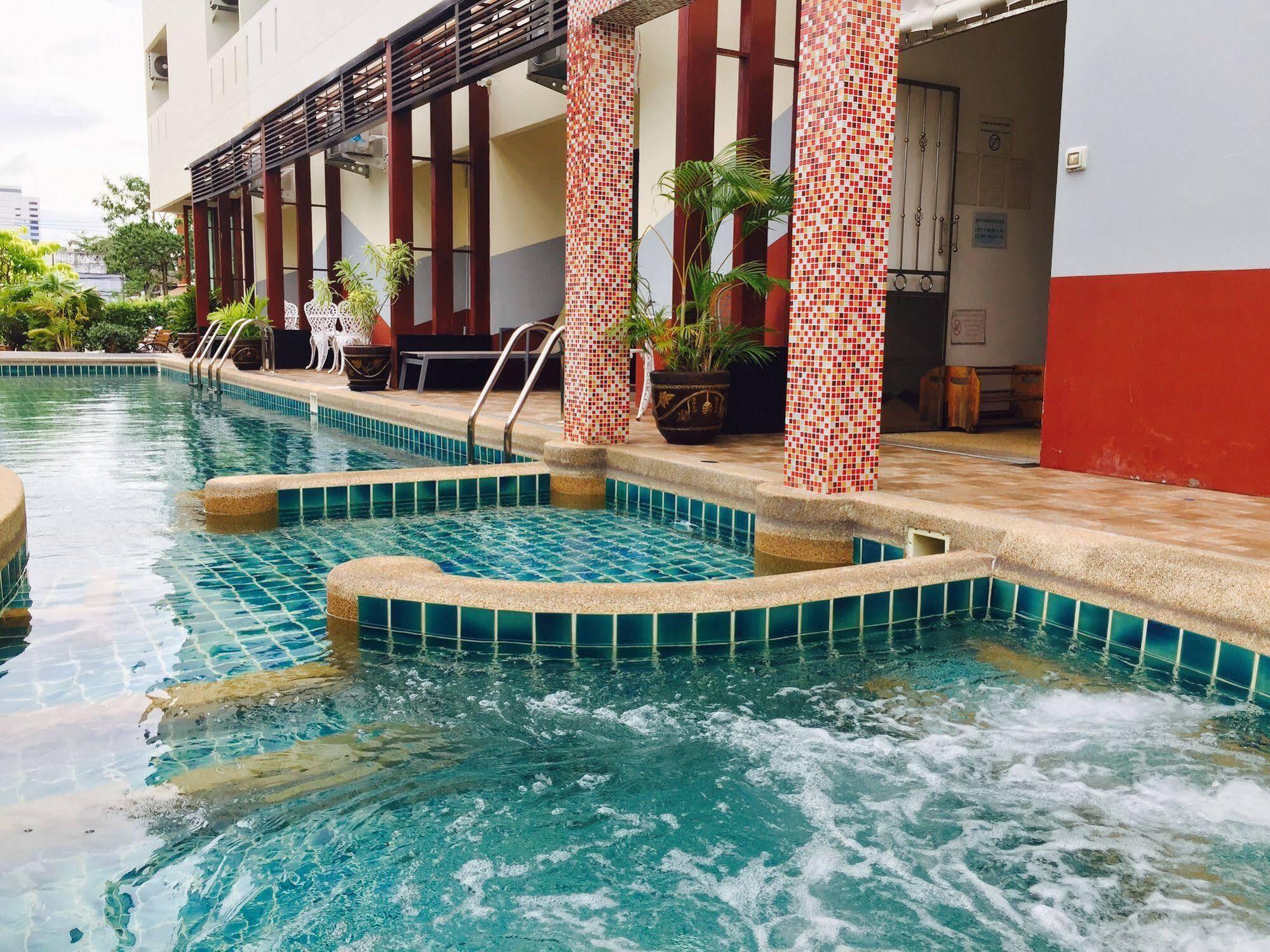 Mei Zhou Phuket Hotel Buitenkant foto